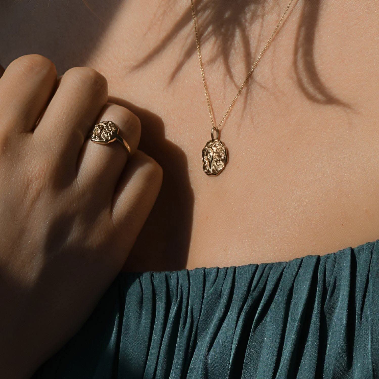 Aphrodite Molten Mini Medallion | Necklaces - Common Era Jewelry