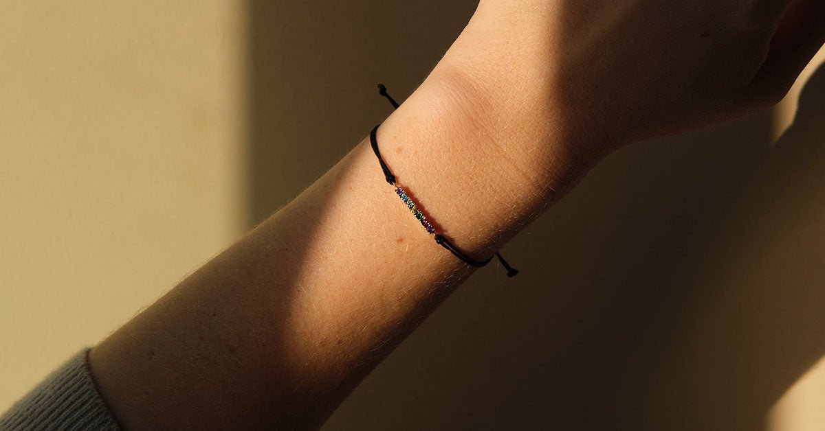 On Philia and Friendship Bracelets - COMMON ERA