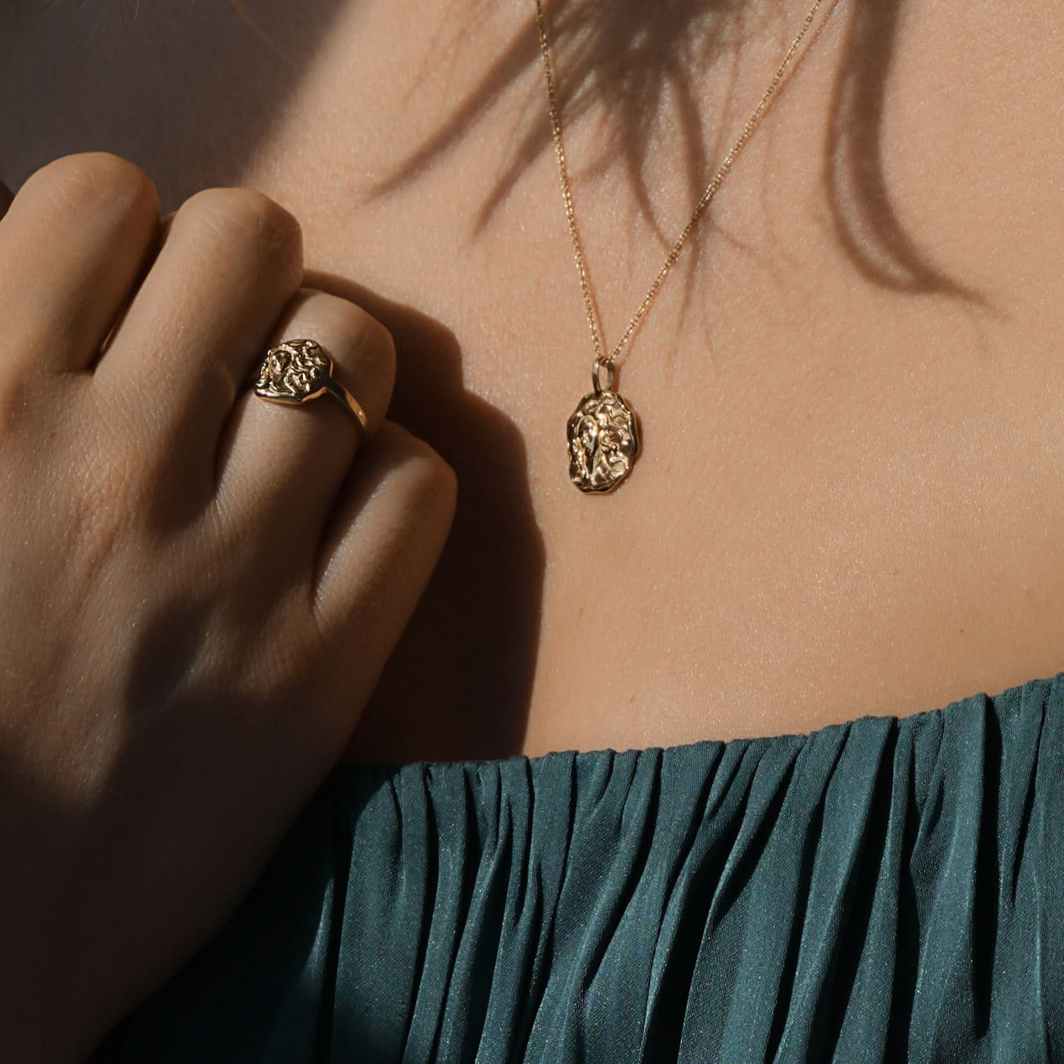Aphrodite Mini Medallion - Necklaces - Common Era Jewelry