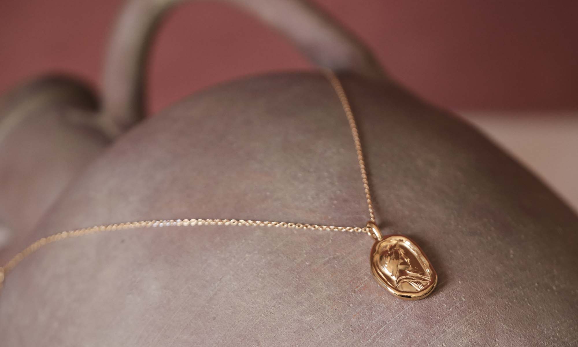 difficult women jewelry collection sappho pendant on ancient vase by common era jewelry
