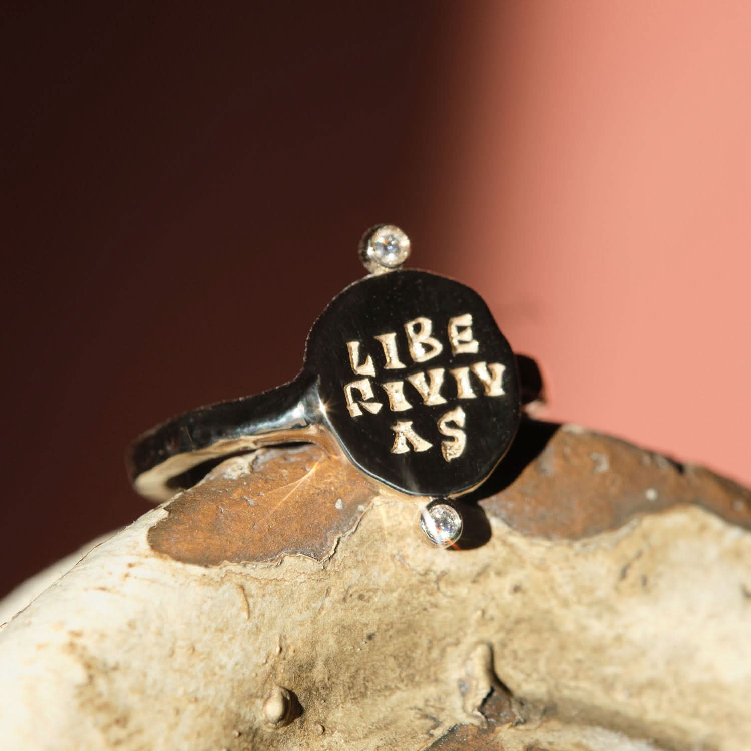 Liberi Vivas Diamond Signet Ring - COMMON ERA