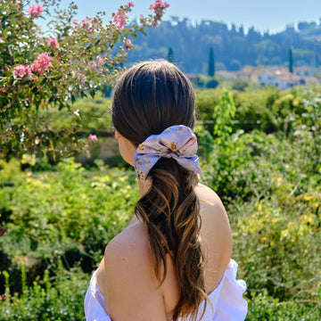 Botticelli's Daydream Oversize Satin Rococo Scrunchie – COMMON ERA